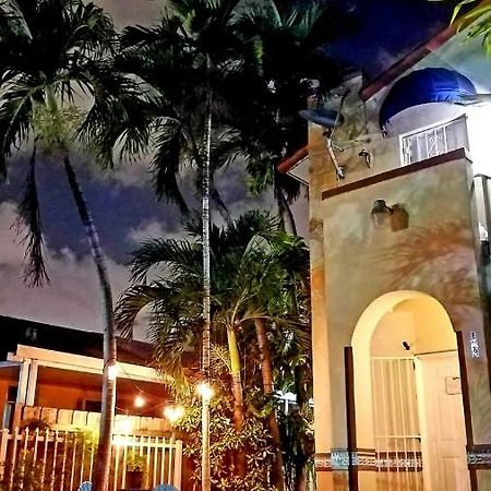 Hostel Brazilian Майами Экстерьер фото