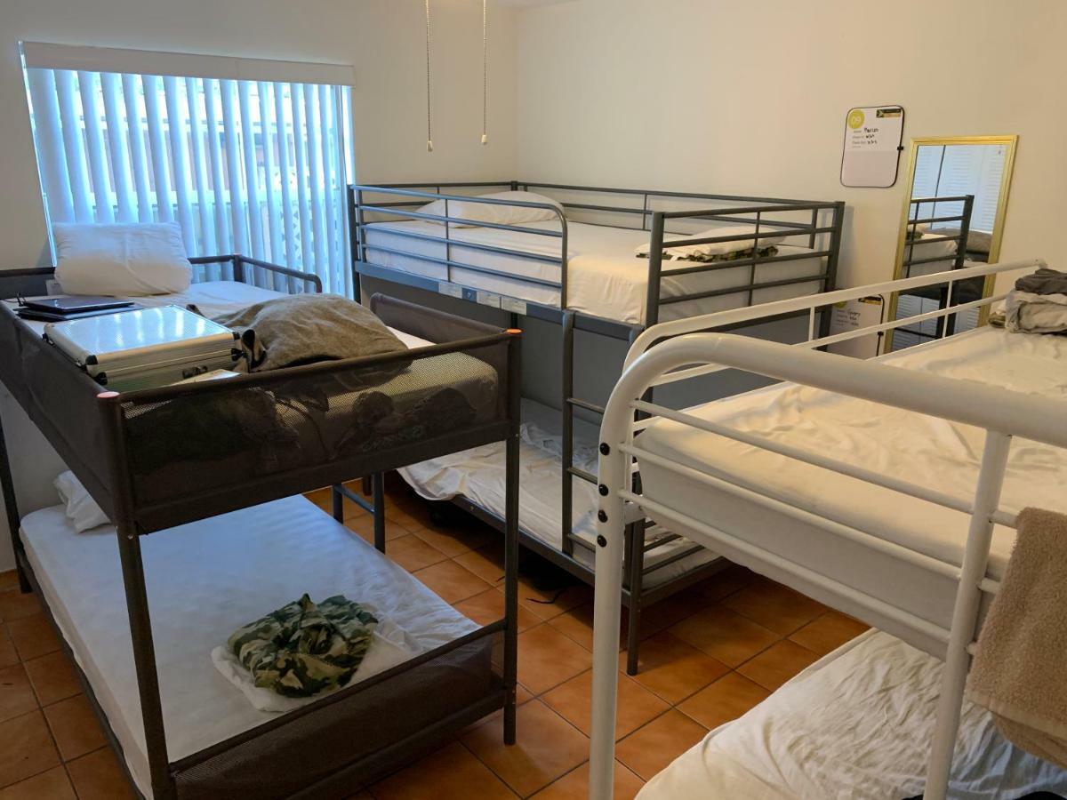 Hostel Brazilian Майами Экстерьер фото